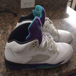 Air Jordan retro 5 Grape
